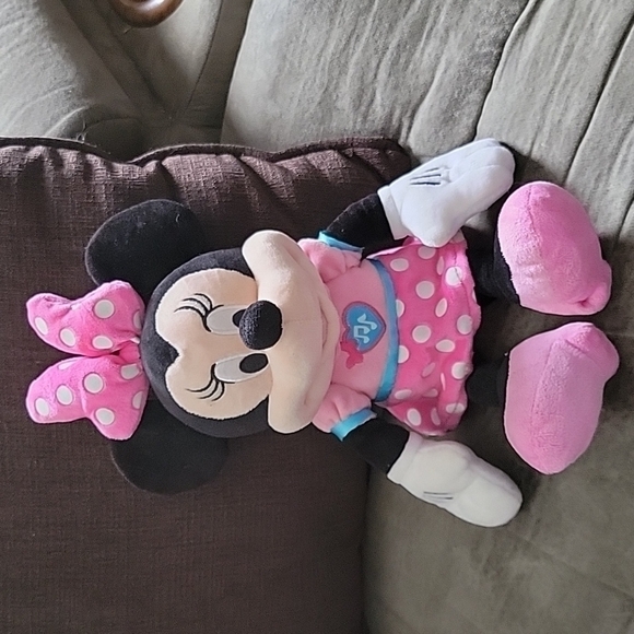 Minnie Mouse Musical Plush - Picture 1 of 3